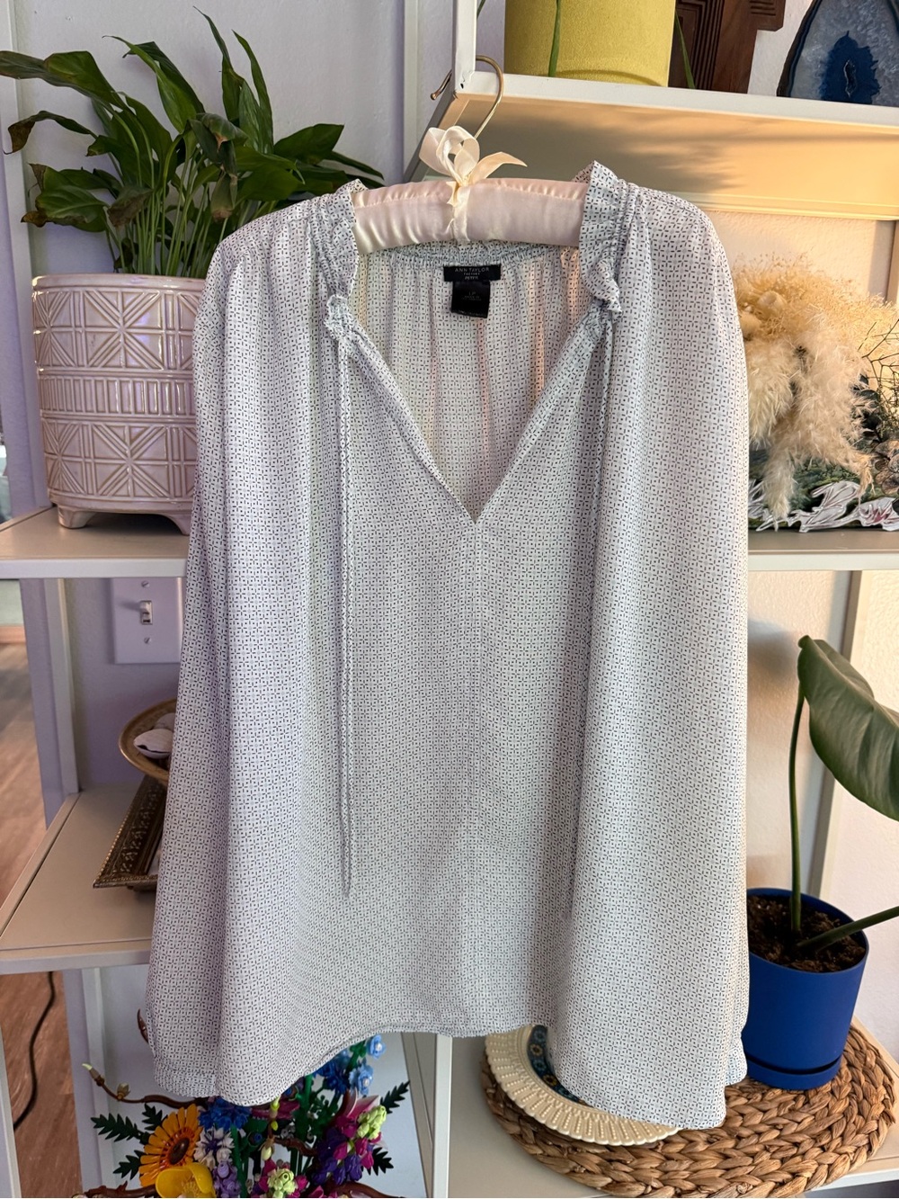 Ann Taylor Light Gray Microdot Peasant Blouse